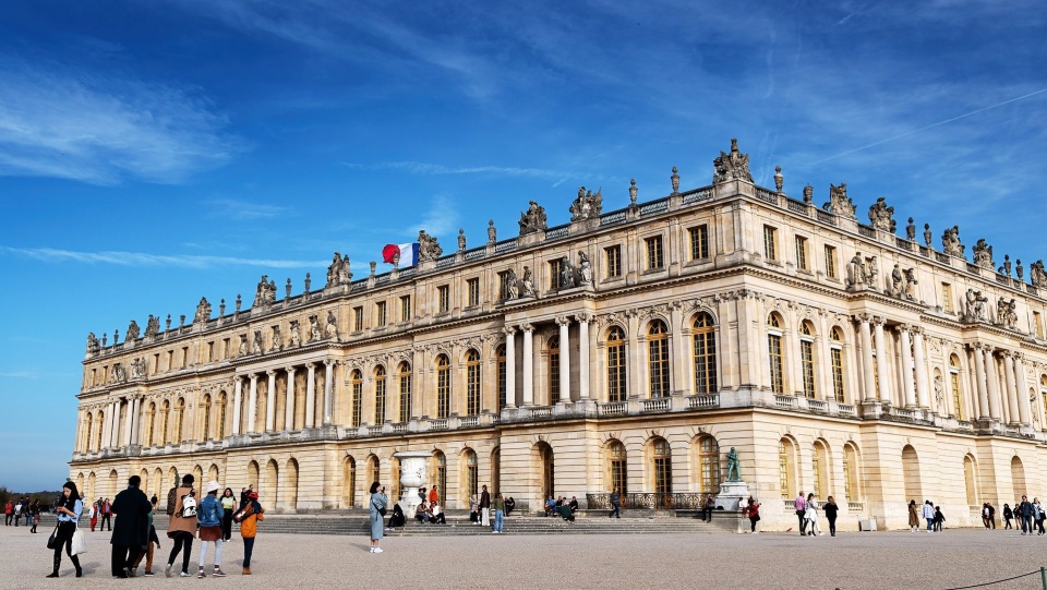 Pałac wersalski, pałac królewski w Wersalu, na przedmieściach Paryża. Fot. pixabay.com / SLPix (domena publiczna)