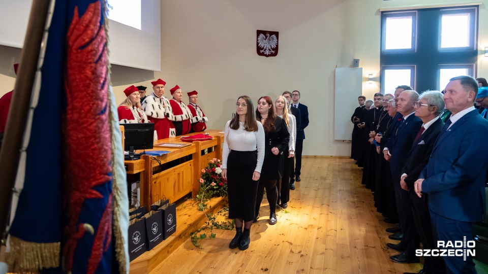 Uroczystość była połączona z obchodem 20. rocznicy powstania wydziału Teologii Uniwersytetu Szczecińskiego, na który uczęszcza 200 studentów. Fot. Robert Stachnik [Radio Szczecin]