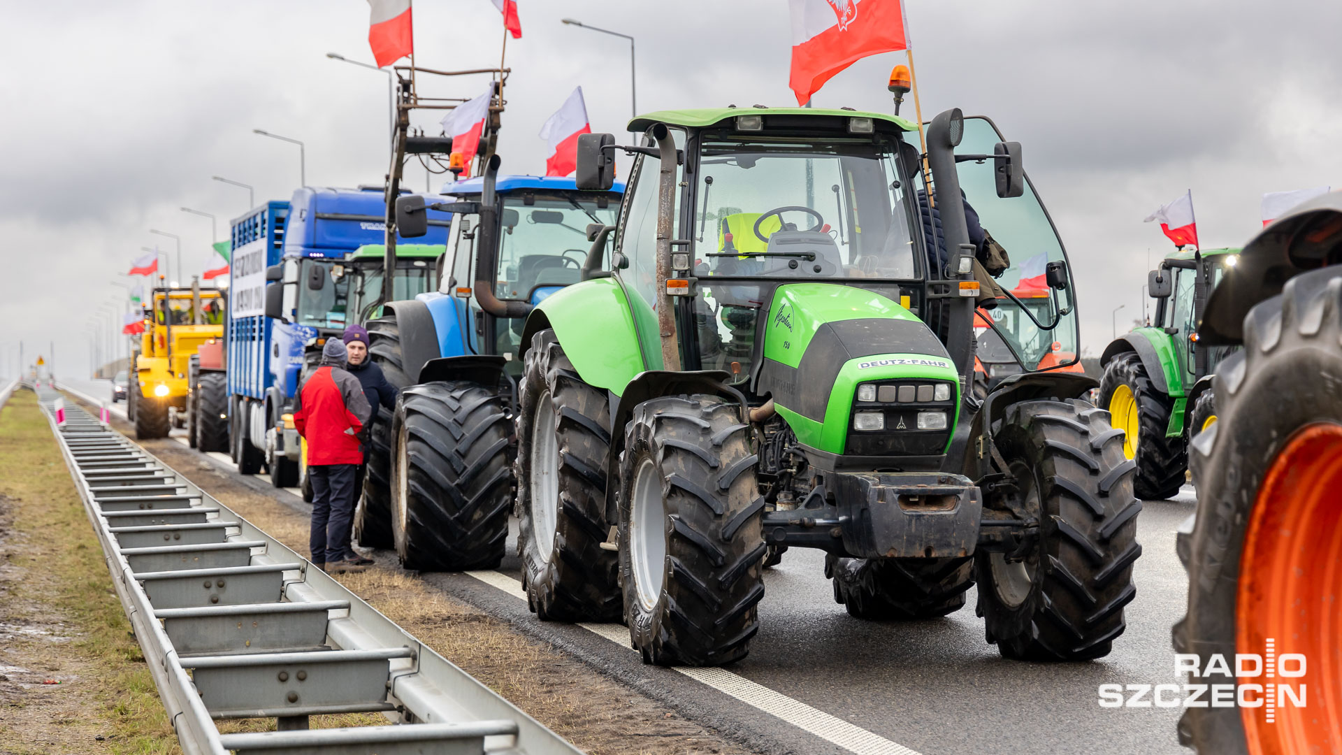 Jutrzejsze rozmowy w Hrubieszowie wiceministra rolnictwa i rozwoju wsi Jacka Czerniaka z protestującymi rolnikami, będą dotyczyć towarów napływających z Ukrainy, ale także produktów rolnych, które przyjeżdżają do naszego kraju z Rosji.