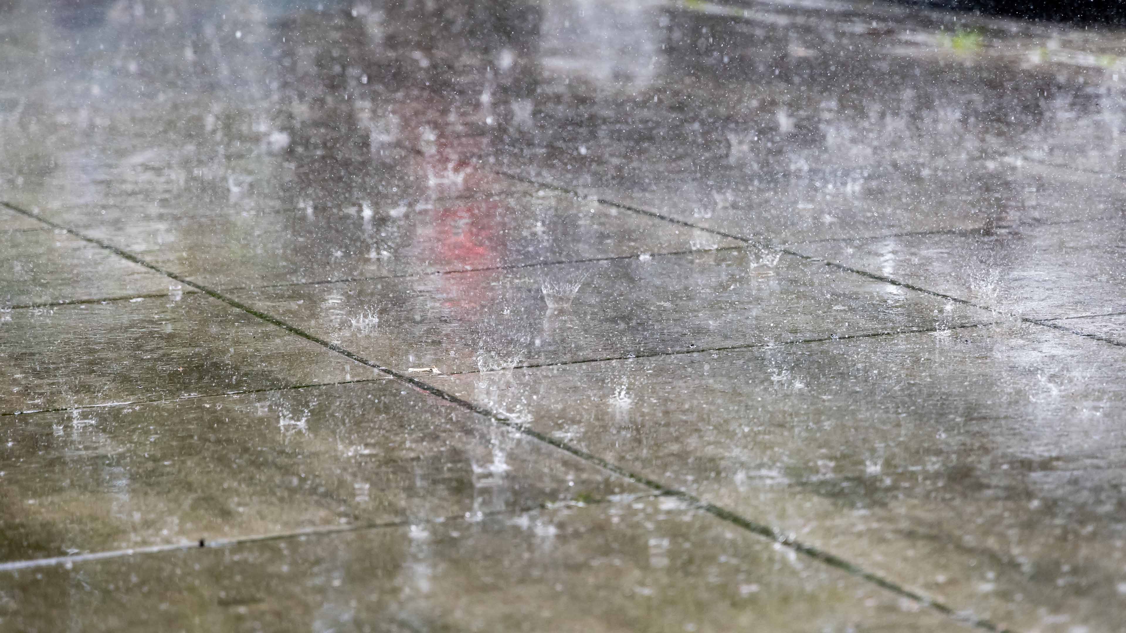 To może być rekordowa suma opadów na Dolnym Śląsku w tak krótkim czasie - ostrzega Instytut Meteorologii i Gospodarki Wodnej.