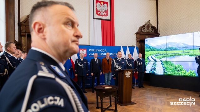 Fot. Robert Stachnik [Radio Szczecin] Nowi funkcjonariusze wstąpili do zachodniopomorskiego garnizonu [ZDJĘCIA, WIDEO]