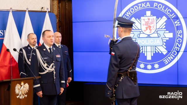 Fot. Robert Stachnik [Radio Szczecin] Nowi funkcjonariusze wstąpili do zachodniopomorskiego garnizonu [ZDJĘCIA, WIDEO]
