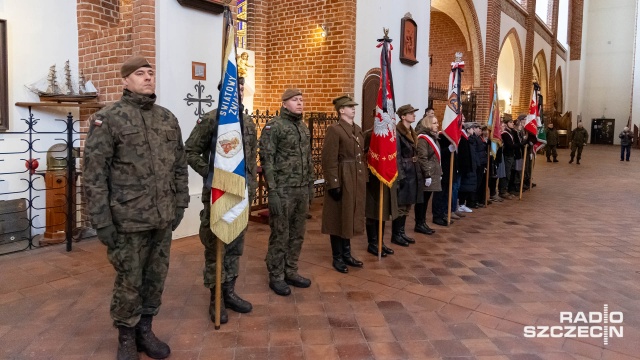 Fot. Robert Stachnik [Radio Szczecin] Bliscy pożegnali Zbigniewa Piaseckiego ps. "Czekolada" [WIDEO, ZDJĘCIA]