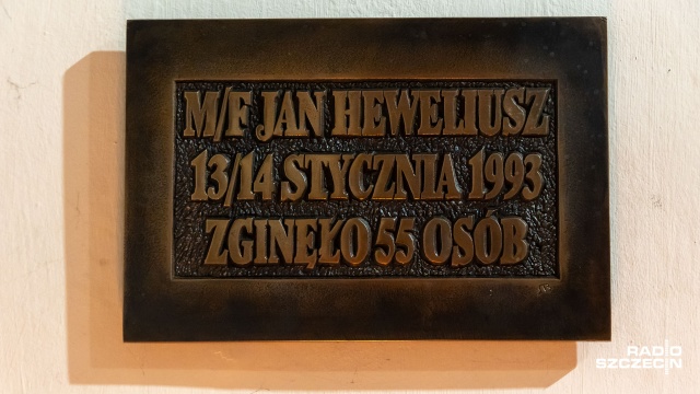 Fot. Robert Stachnik [Radio Szczecin] Msza Św. w intencji ofiar katastrofy promu Jan Heweliusz [WIDEO, ZDJĘCIA]