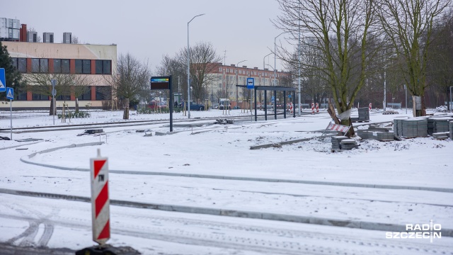 Fot. Robert Stachnik [Radio Szczecin] Nowym rondem w Policach [ZDJĘCIA]