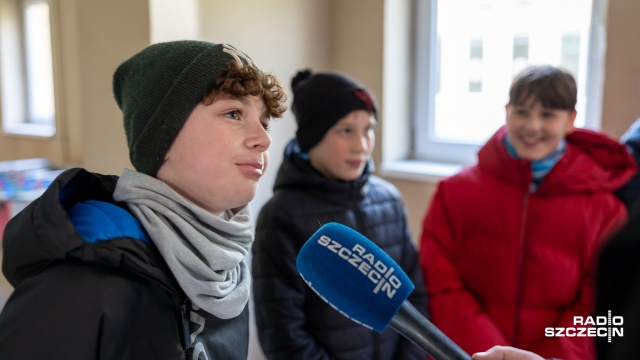 Fot. Robert Stachnik [Radio Szczecin] Wnukowie składają życzenia na Dzień Babci i Dziadka [WIDEO, ZDJĘCIA]