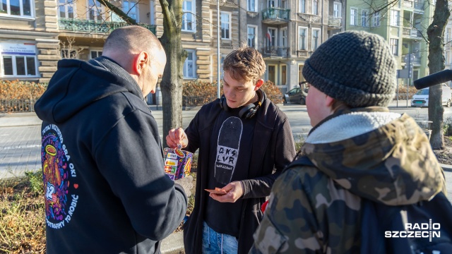Fot. Robert Stachnik [Radio Szczecin] Kwestujący wyszli na ulice Szczecina [WIDEO, ZDJĘCIA]