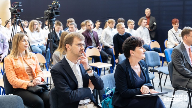 Fot. Robert Stachnik [Radio Szczecin] Szczecin będzie kształcić pracowników terminala instalacyjnego morskich farm wiatrowych [ZDJĘCIA]