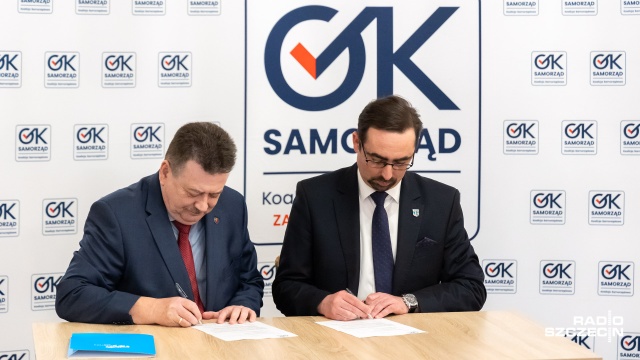 Fot. Robert Stachnik [Radio Szczecin] Samorządowcy z gminy Dobra wstąpili do Koalicji Samorządowej [ZDJĘCIA]