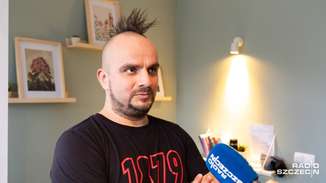 Fot. Robert Stachnik [Radio Szczecin] Światowy Dzień Ukulele. W Szczecinie też zagrali [WIDEO, ZDJĘCIA]