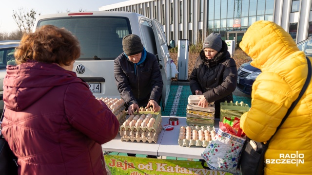 Fot. Robert Stachnik [Radio Szczecin] Bazarek na Bronowickiej, czyli "lubimy sobie pojeść" [WIDEO, ZDJĘCIA]