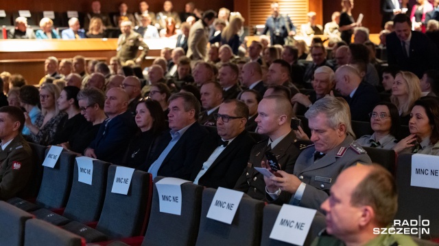 Fot. Robert Stachnik [Radio Szczecin] Szczecińskie obchody 25. rocznicy wejścia Polski do NATO [ZDJĘCIA]