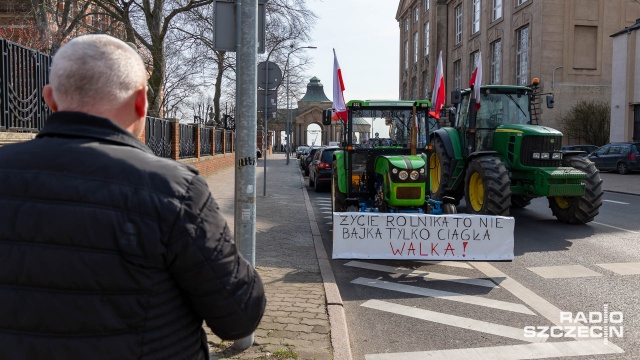 Fot. Robert Stachnik [Radio Szczecin] Rolniczy protest. Na jakich drogach blokady w regionie? [AKTUALIZACJA, WIDEO, ZDJĘCIA]