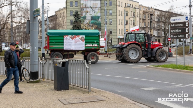 Fot. Robert Stachnik [Radio Szczecin] Rolniczy protest. Na jakich drogach blokady w regionie? [AKTUALIZACJA, WIDEO, ZDJĘCIA]