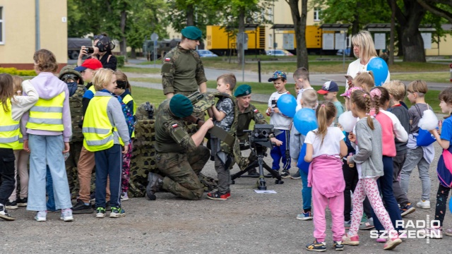 Fot. Robert Stachnik [Radio Szczecin] Koszary Błękitnej Brygady otwarte dla każdego [ZDJĘCIA]