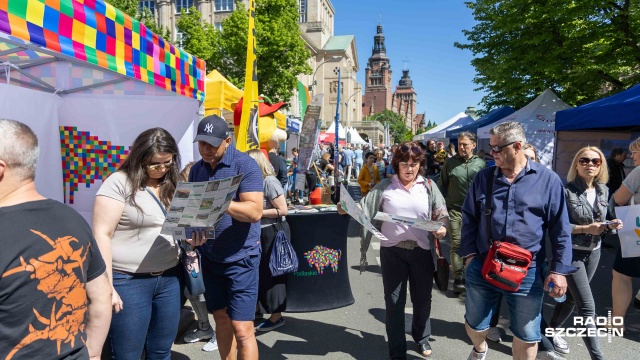 Fot. Robert Stachnik [Radio Szczecin] Regionalne smaki, rękodzieło i dobra zabawa. Piknik nad Odrą dobiega końca [WIDEO, ZDJĘCIA]