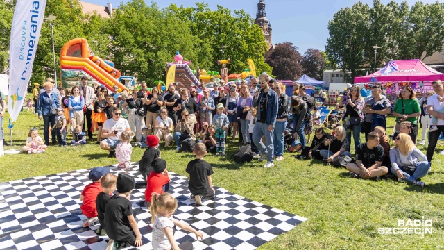 Fot. Robert Stachnik [Radio Szczecin] Regionalne smaki, rękodzieło i dobra zabawa. Piknik nad Odrą dobiega końca [WIDEO, ZDJĘCIA]