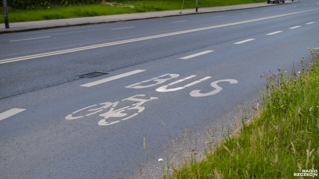 Fot. Wojciech Ochrymiuk [Radio Szczecin] Nowe buspasy także dla motocyklistów [WIDEO, ZDJĘCIA]