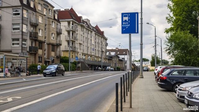 Fot. Wojciech Ochrymiuk [Radio Szczecin] Nowe buspasy także dla motocyklistów [WIDEO, ZDJĘCIA]