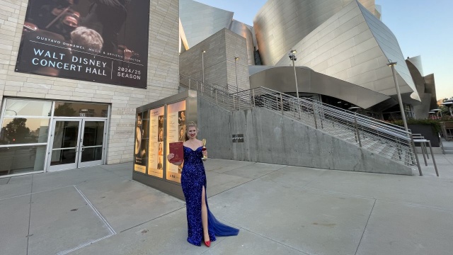 Weronika Włodarczyk – mezosopranistka po występie w Walt Disney Concert Hall w Los Angeles na Koncercie Laureatów Międzynarodowego Konkursu Golden Classical Musical Awards. Fot. Barbara Włodarczyk Weronika Włodarczyk z Akademii Sztuki w Szczecinie najlepsza w Los Angeles [ZDJĘCIA]