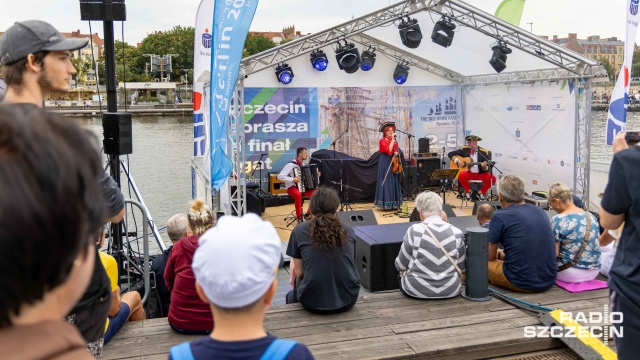 Koncerty szantowe The Tall Ships Races 2024 Fot. Robert Stachnik [Radio Szczecin] "Szanty dodają charakteru, czuć klimat regat" [WIDEO, ZDJĘCIA]