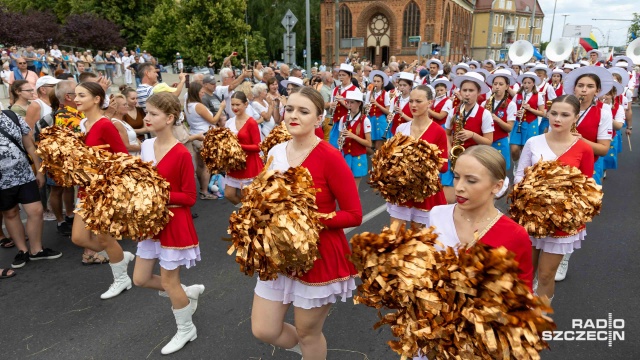 Parada Fot. Robert Stachnik [Radio Szczecin] Finał The Tall Ships Races. Wielka Parada Załóg [WIDEO, ZDJĘCIA]