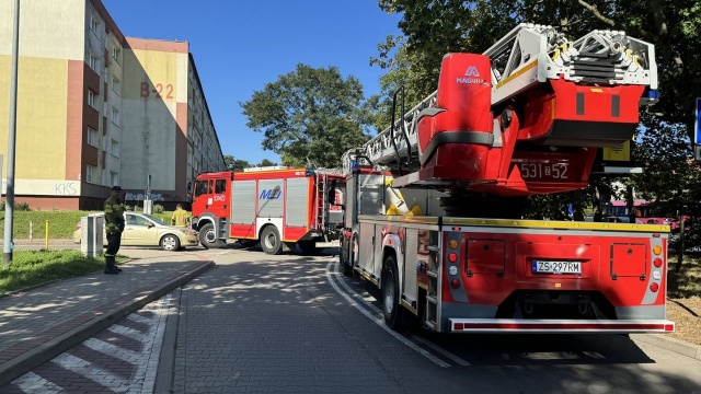 Fot. KPP w Stargardzie Służby sprawdzały przejezdność dróg osiedlowych. Wnioski: jest źle [ZDJĘCIA]