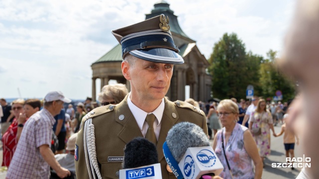 Fot. Robert Stachnik [Radio Szczecin] "Wszystkie te mundury, które nas dzisiaj otaczają, są gwarancją naszego bezpieczeństwa" [ZDJĘCIA]