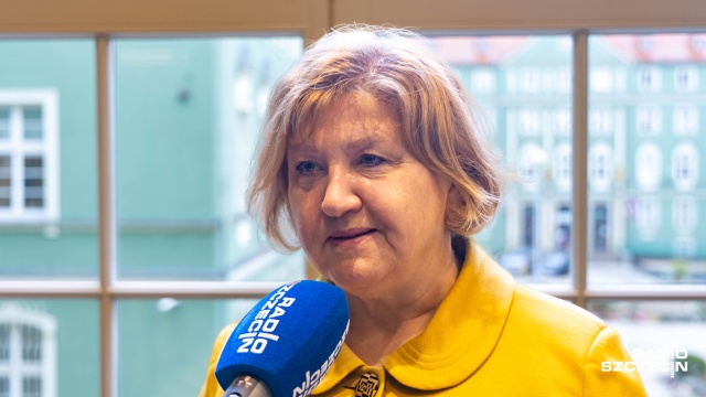 Renata Łażewska. Fot. Robert Stachnik [Radio Szczecin] Wsparcie dla Kłodzka - nadzwyczajna sesja Rady Miasta Szczecin [ZDJĘCIA]