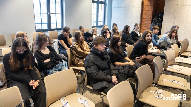 Fot. Robert Stachnik [Radio Szczecin] Debata klimatyczna z udziałem młodzieży w Szczecinie [ZDJĘCIA]