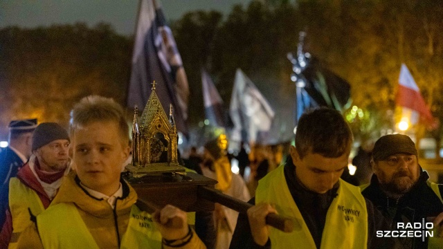 Fot. Robert Stachnik [Radio Szczecin] "Połączenie duchowe ze świętymi, którzy balują w niebie" [ZDJĘCIA]