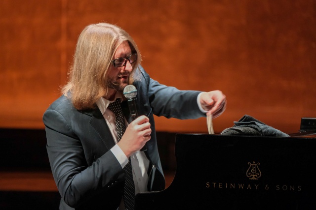 Leszek Możdżer – pianista, kompozytor, aranżer. Fot. Dariusz Gorajski Leszek Możdżer z Psalmami Dawidowymi w Filharmonii [ZDJĘCIA]