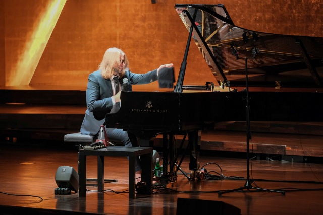 Leszek Możdżer – pianista, kompozytor, aranżer. Fot. Dariusz Gorajski Leszek Możdżer z Psalmami Dawidowymi w Filharmonii [ZDJĘCIA]