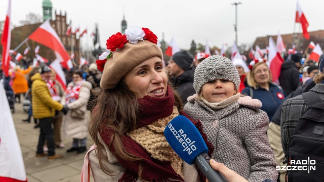 Fot. Robert Stachnik [Radio Szczecin] Marsz Niepodległości przeszedł ulicami Szczecina [ZDJĘCIA]