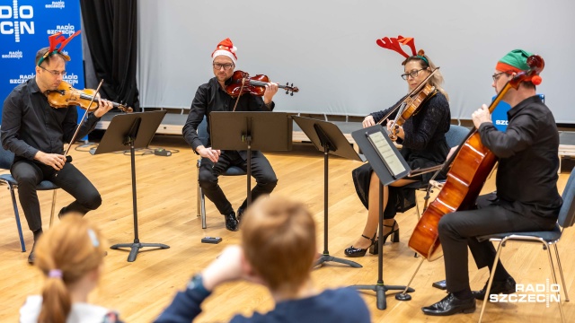 Fot. Robert Stachnik [Radio Szczecin] Pierwszy podmuch magii świąt. Baltic Neopolis Orchestra dla najmłodszych [WIDEO, ZDJĘCIA]