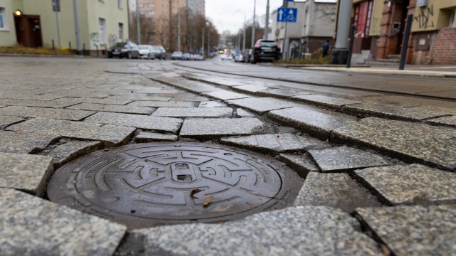 Fot. Robert Stachnik [Radio Szczecin] Naprawy po remoncie na Niebuszewie ruszą w przyszłym roku [WIDEO, ZDJĘCIA]