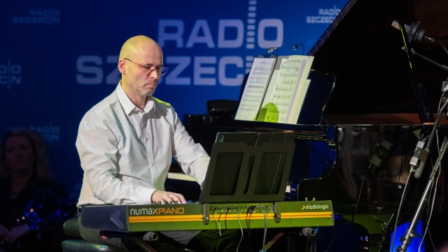 Fot. Robert Stachnik [Radio Szczecin] "Magia Świąt" w Radiu Szczecin. Świąteczny koncert w S1 [WIDEO, ZDJĘCIA]