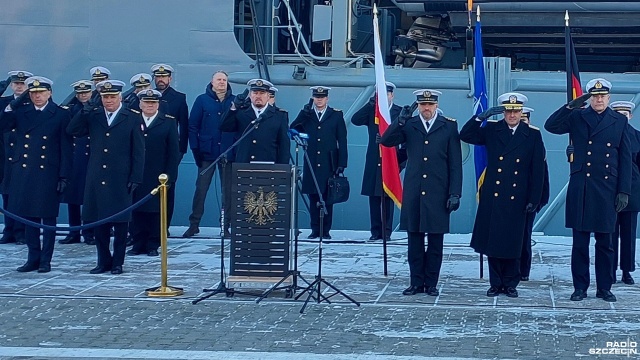 Po sześciu miesiącach polski dowódca Stałego Zespołu Sił Obrony Przeciwminowej NATO przekazał dowodzenie niemieckiej armii. Polski dowódca po raz piąty stał na czele zespołu tarczy przeciwminowej.