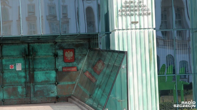 Marszałek Sejmu Szymon Hołownia spotkał się z przewodniczącym Państwowej Komisji Wyborczej Sylwestrem Marciniakiem.