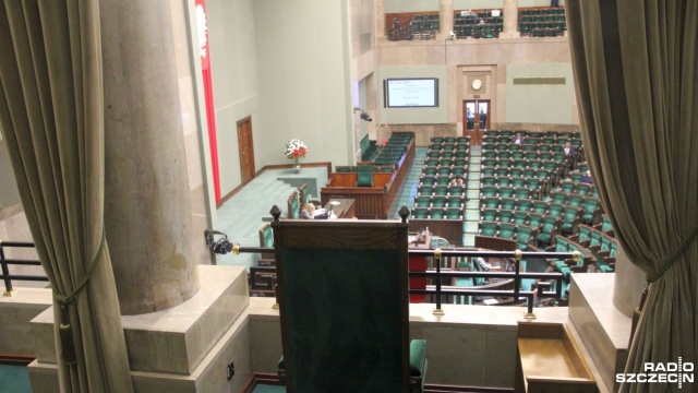 Prezydent Andrzej Duda wyraził nadzieję, że będzie mógł podpisać budżet na ten rok bez żadnych problemów. W czwartek Sejm uchwalił ustawę budżetową.