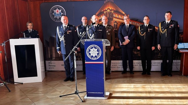 Zmiana na stanowisku Komendanta Wojewódzkiego Policji w Szczecinie. Nadinspektora Tomasza Trawińskiego zastąpił inspektor Ryszard Gan.