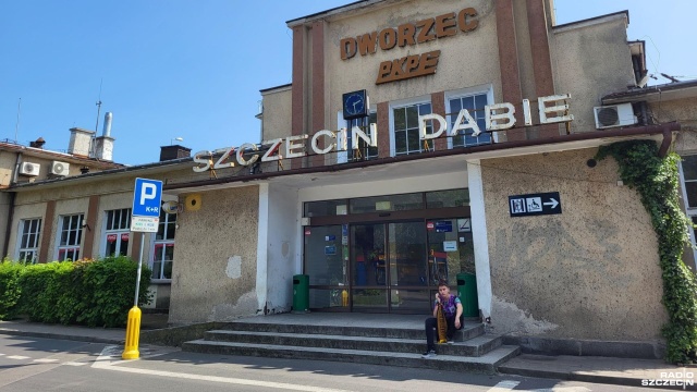 PKP podpisze umowę z wykonawcą na remont dworca Szczecin Dąbie. Poinformował o tym w mediach społecznościowych prezydent Szczecina Piotr Krzystek.