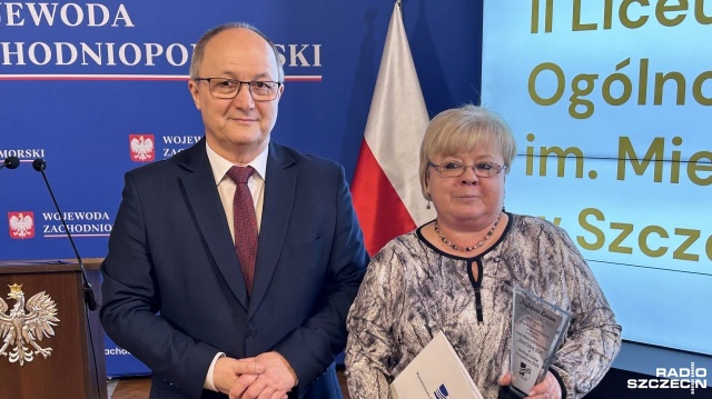Dyrektorzy najlepszych szkół średnich w rankingu Perspektywy wyróżnieni przez Zachodniopomorskiego Kuratora Oświaty.