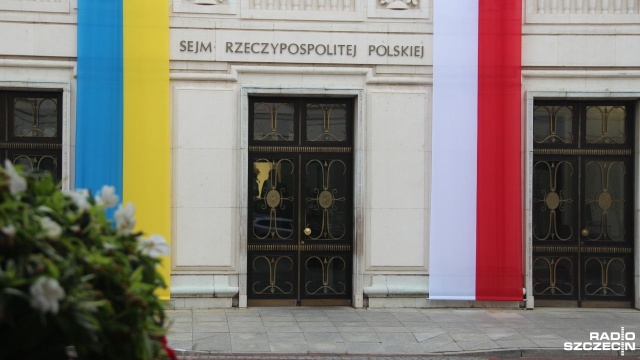 Dziś drugi dzień posiedzenia Sejmu. Posłowie będą kontynuować prace nad rządowym projektem nowelizacji ustawy o pomocy dla obywateli Ukrainy w związku z konfliktem zbrojnym na terytorium tego państwa.