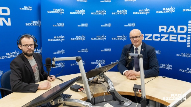 Regionalne Centrum Innowacji i Transferu Technologii szczecińskiego ZUT-u to już nie tylko jednostka uczelniana, ale coraz bardziej jednostka biznesowa - uważa gość porannej Rozmowy pod krawatem Radia Szczecin Jacek Wójcikiewicz.
