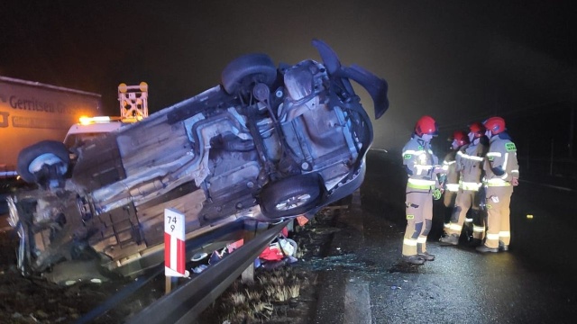 Do zdarzenia doszło w okolicach miejscowości Łozienica przy Węźle Goleniów na 74. kilometrze drogi.