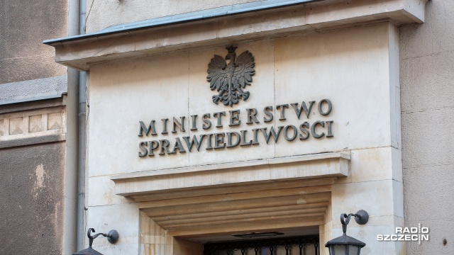 Przedłuża się audyt Funduszu Sprawiedliwości - to dlatego, że na jaw wychodzą kolejne nieprawidłowości. Sprawą zajmują się też Prokuratura Krajowa i Prokuratoria Generalna.