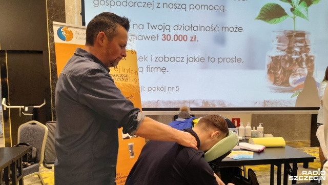 Masażyści i kosmetyczki - to najczęściej wybierane w Świnoujściu zawody, na które decydują się wypaleni zawodowo dorośli.