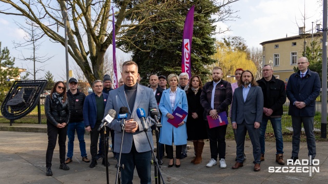 Nowoczesna szkoła, większa dostępność mieszkań i dbałość o zieleń w miastach - to niektóre z postulatów Lewicy w nadchodzących wyborach samorządowych.