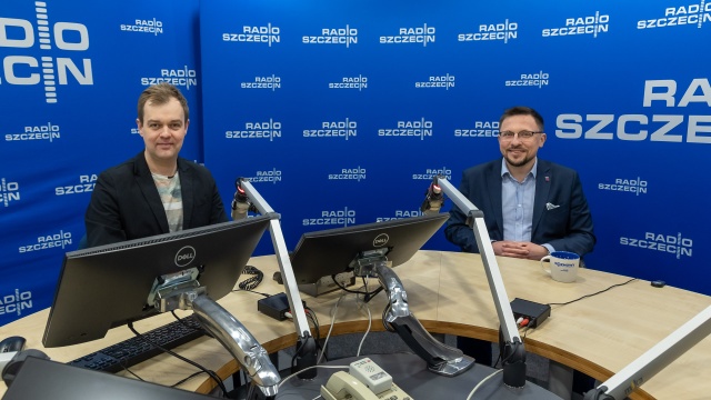 Świnoujście jest przeinwestowane - uważa kandydat na prezydenta tego miasta. Zdaniem Jana Borowskiego, poszczególnych przedsięwzięć nie poprzedziły odpowiednie analizy finansowe, dlatego niektóre z nich przynoszą jedynie straty, zamiast oczekiwanych dochodów.
